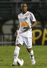 Corinthians tenta contratação de volante santista