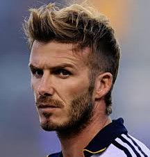 Com galês como inspiração, Beckham se masturba na frente do elenco dos Reds