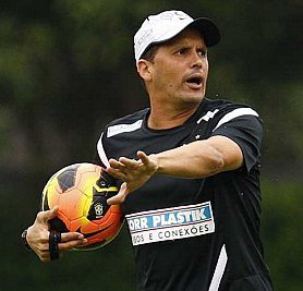 Santos x Atlético-PR – “Mala branca” vai adiar vaga do Furacão na Libertadores?