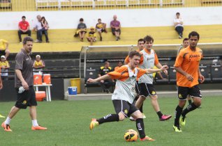 Criciúma x São Paulo – Tigre encara um Tricolor abatido para ficar na elite