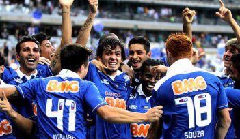 Cruzeiro recebe a taça no ‘jogo da festa’ contra Bahia