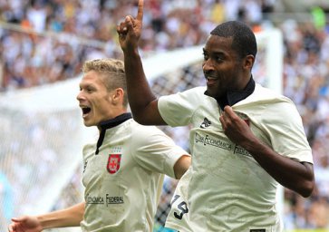 Vasco 2 x 0 Náutico – Trem Bala da Colina vence, mas continua na Z4