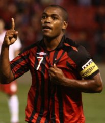 Paulistão: XV de Piracicaba acerta com ídolo do Atlético-PR