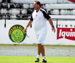 Série C: Técnico do Santa Cruz valoriza título e elogia adversário