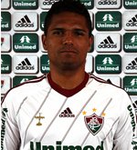 Cobiçado por Palmeiras e Internacional, zagueiro deve deixar o Fluminense