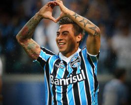 São Paulo pode atravessar Santos e contratar atacante gringo