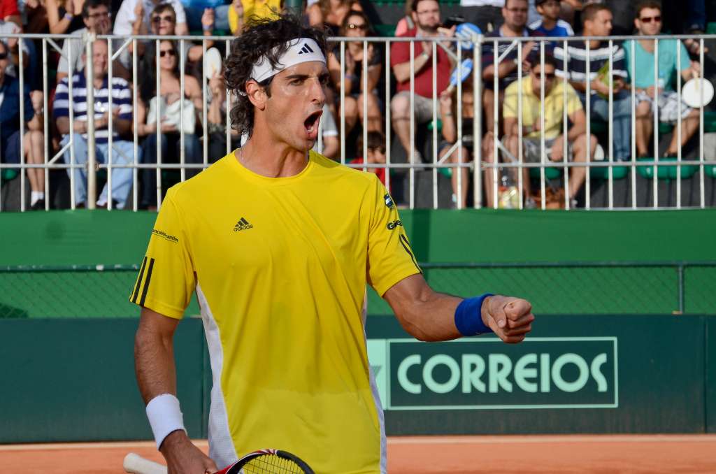 Tênis: Sem jogar, Bellucci sobe um posto no ranking da ATP