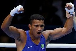 Boxe: Netshoes patrocina boxeador Esquiva Falcão