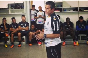 Técnico pede pés no chão e deixa euforia por parte da torcida da Ponte Preta