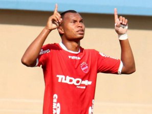 Paranaense: Zagueiro destaca preparação do Arapongas para 2014