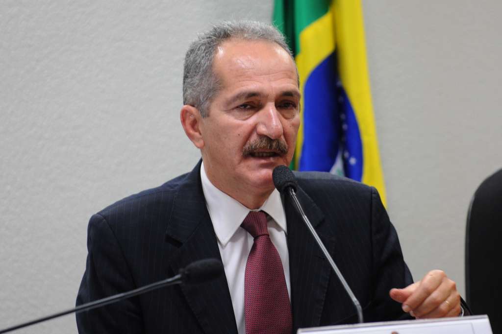 Copa 2014: Ministro admite que 3 arenas serão entregues com atraso