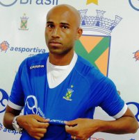 Paulista A2: Ex-atacante do Vasco acerta o retorno ao Santo André