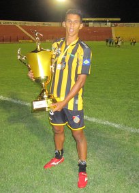 Paulista A3: Após conquistar Copa Mato Grosso volante retorna ao Sertãozinho