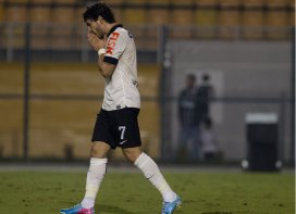 Com time misto, Pato deve ser titular do Corinthians diante do Náutico