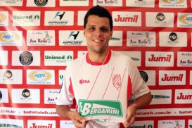 Paulista A2: Batatais apresenta ex-zagueiro do Botafogo