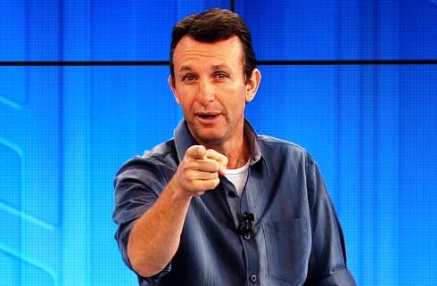 Chamado de caloteiro, dirigente de time do Brasileirão processará Neto