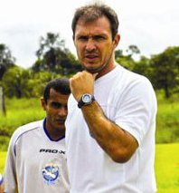 Jogo de futebol termina em morte no complexo esportivo de ex-goleiro do Palmeiras