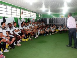 Treinador salvador da Série B acerta com clube do Paranaense