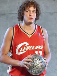 Basquete: Equipes de Nenê e Varejão perdem em rodada da NBA