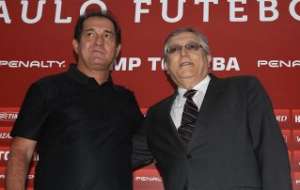 São Paulo renova com Muricy por mais dois anos