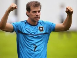 Túlio Maravilha pode marcar o gol mil com a camisa do Botafogo…da Bahia