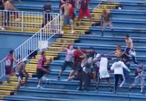 Briga de torcidas deixa 3 hospitalizados em Joinville