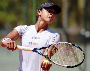 Tênis: Teliana Pereira estreia nesta terça-feira na Copa 350 Anos Correios