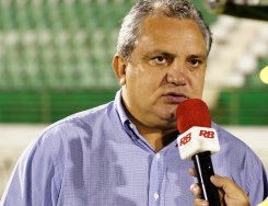 Time do Mato Grosso sonha com tetracampeão mundial e gringo como dirigente