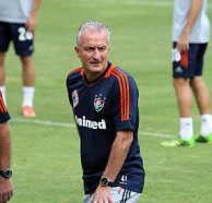 Após queda para Série B, treinador não deve permanecer no Fluminense