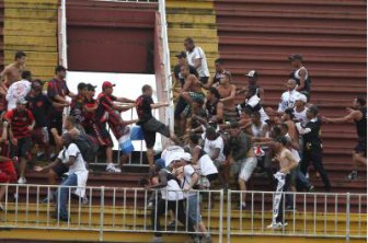 Detidos após briga em SC serão indiciados por 3 crimes