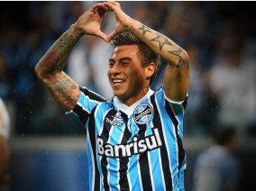 Santos acerta empréstimo de atacante da seleção chilena