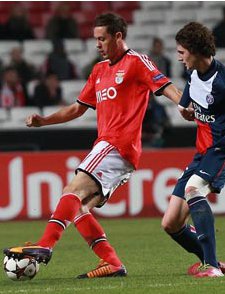 LIGA DOS CAMPEÕES: Benfica vence PSG, mas vaga fica com o Olympiakos