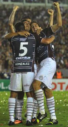 BLOG DO ARI: Proposta ‘passa por cima’ do Lanús deu resultado