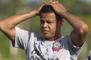 Cearense: Ceará contrata ex-atacante do Corinthians e mais dois