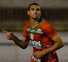 Inter vende atacante ao futebol canadense e frusta Santos e São Paulo