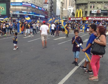 Comemoração da torcida do Boca Juniors termina em confusão