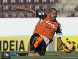 Flamengo quer Emerson Sheik, mas empresário descarta saída