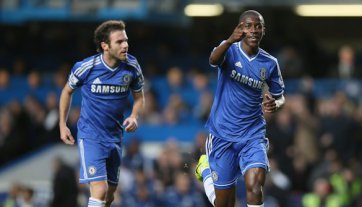 INGLÊS: Chelsea vence e assume vice-liderança