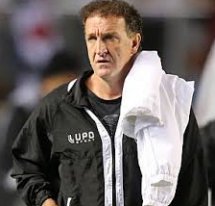 Técnico do Atlético-MG admite oferta ‘difícil de negar’, mas adia decisão