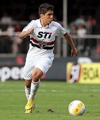 Com proposta do Inter, atacante do São Paulo deve ir para o Metalist