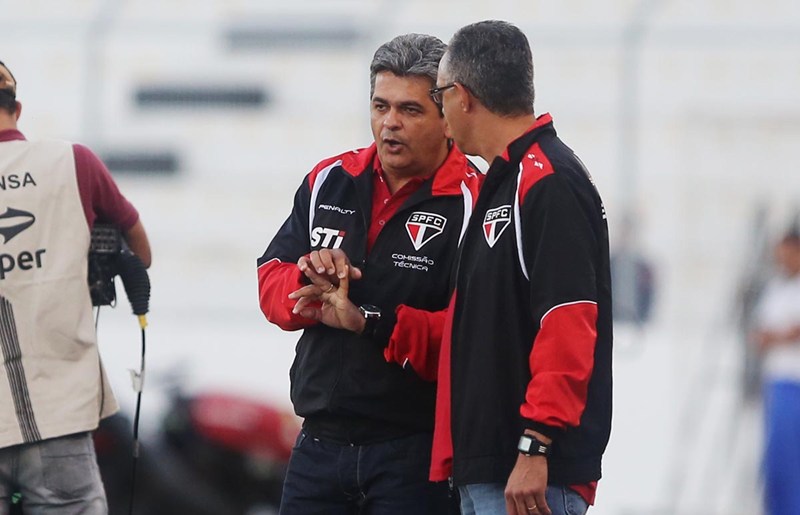 Carioca: Fluminense se reúne para definir técnico para 2014