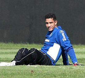 Sem clube , goleiro bicampeão brasileiro anuncia a aposentadoria