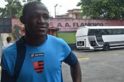 Paulista A3: Na base do Corinthians, colombiano acerta o retorno ao Flamengo