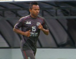 Debandada! Meia deixa Ponte Preta e deve ir para Coreia do Sul