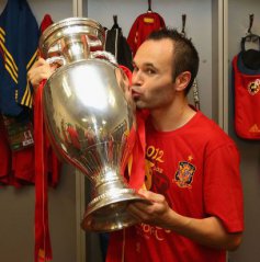 Espanhol: Meia prorroga contrato com o Barcelona até 2018