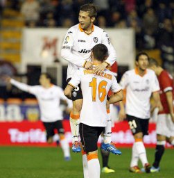 Copa do Rei: Com reservas, Valencia vence e avança
