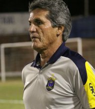 Paulista A3: Roberto Oliveira espera evolução do São Carlos contra o Guarani