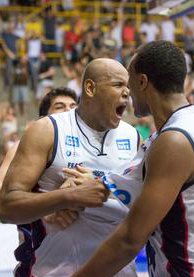 Basquete: Paulão brilha, e VIVO/Franca vence Minas Tênis Clube em BH