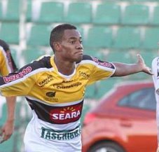 “Acertado com o Palmeiras”, atacante do Criciúma está de saída para o Japão