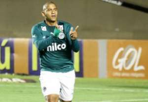 Alvo de clubes brasileiros, atacante “gordinho” deve retornar para Portugal